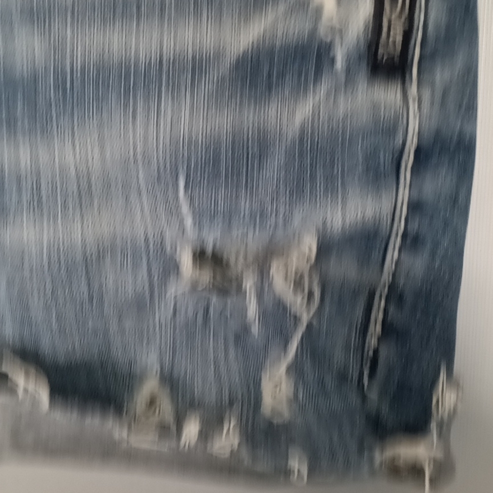 Silver Jeans Suki 26 Cut off Shorts - Picture 5 of 9